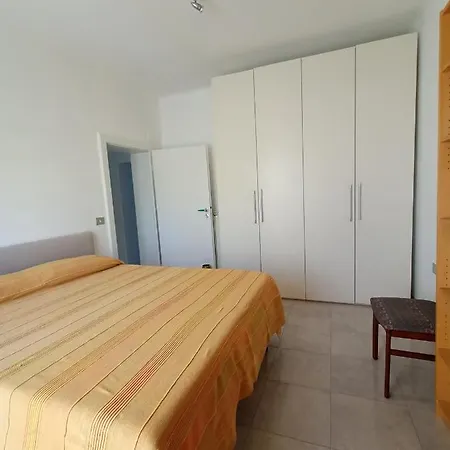 Apartment Se019 Senigallia, Delizioso Cielo-terra Con Portico Senigallia